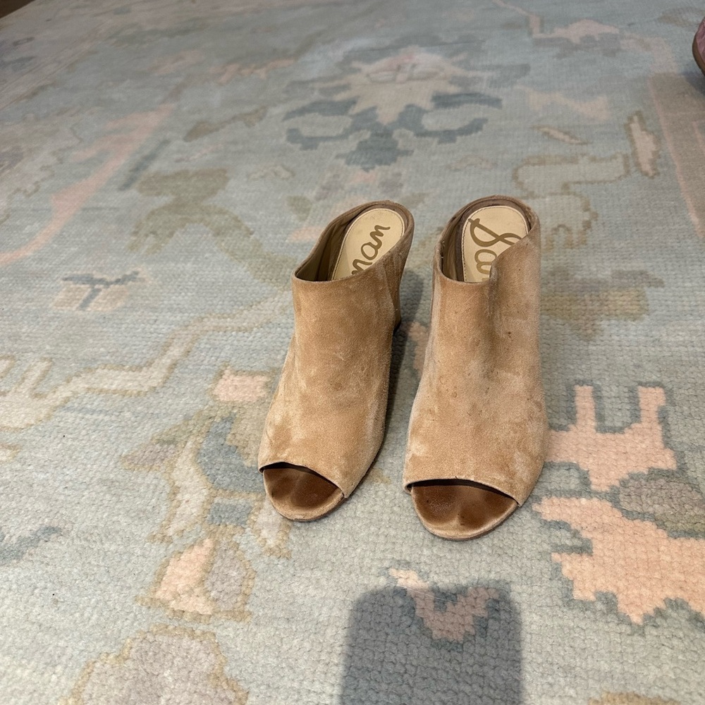 Sam Edelman Tan Peep-Toe Mules size 9